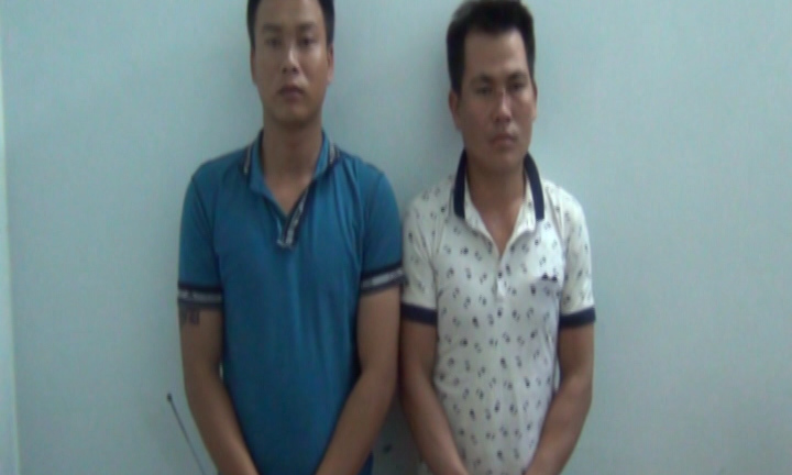 Giết vợ rồi gọi điện cho người thân dắt đi đầu thú